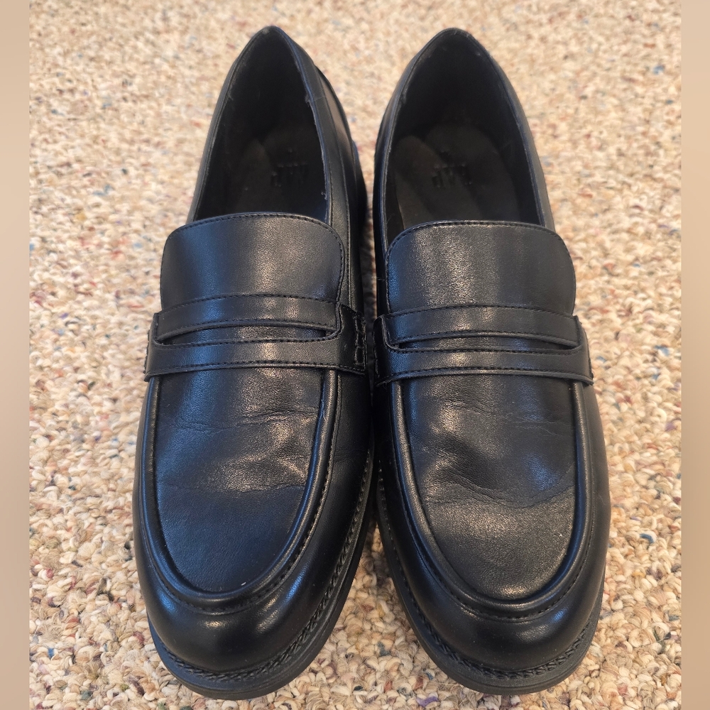Gap Black Loafers | Timeless | Capsule Wardrobe Essential | Size 10